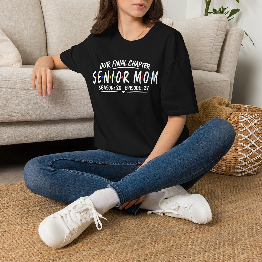 Senior Mom 2027 T-Shirt
